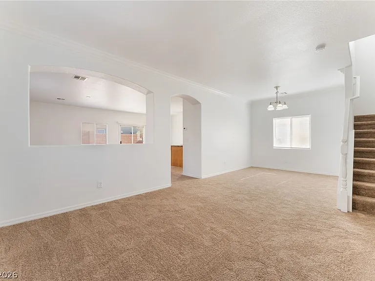 32 Rosa Rosales Ct — Photo 6