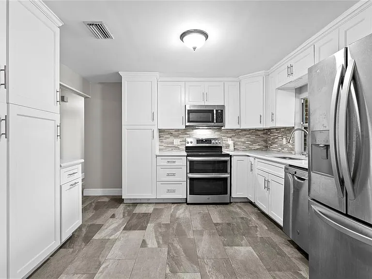 6928 Greenhill Pl — Photo 9