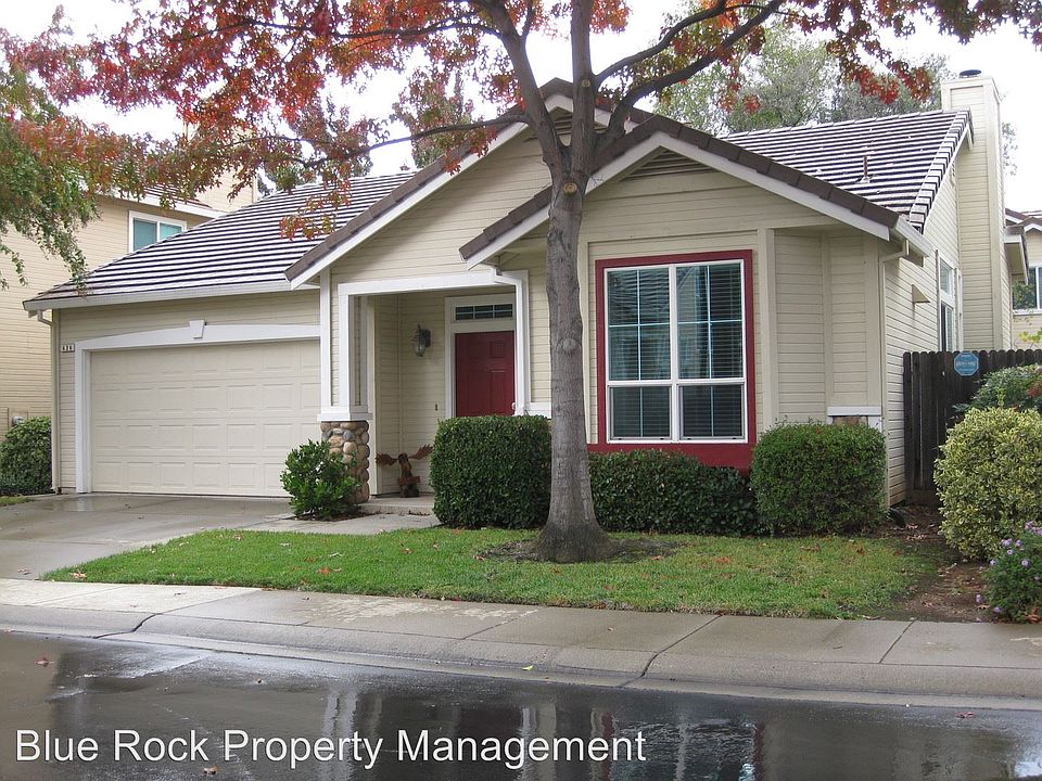 1st image of 434 Coventry Ct