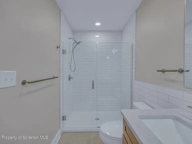 111 S Blakely Street 1 #2 — Photo 14