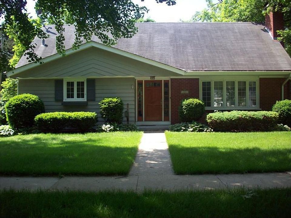 1st image of 308 E York Ave
