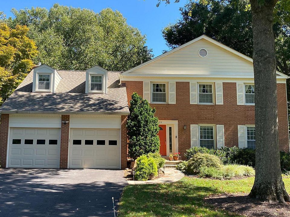1st image of 1205 Meadow Green Ln