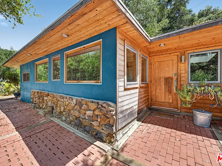 1738 Topanga Skyline Dr — Photo 60