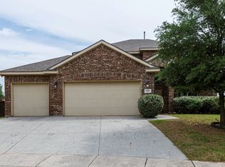200 Armstrong Ln, Lavon, TX 75166