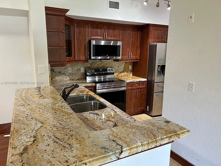 2516 Centergate Dr #102 — Photo 12