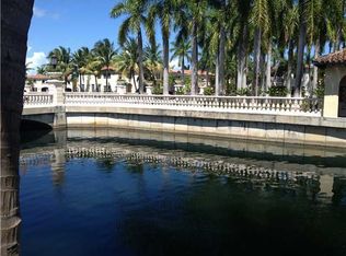 20805 NE 30th Pl, Aventura, FL 33180