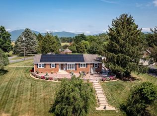 44 Baynes Rd, Waynesboro, VA 22980
