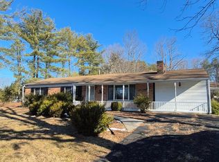 123 Elmwood Ln, Rustburg, VA 24588