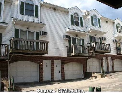 1424 Thomaston Ave #8