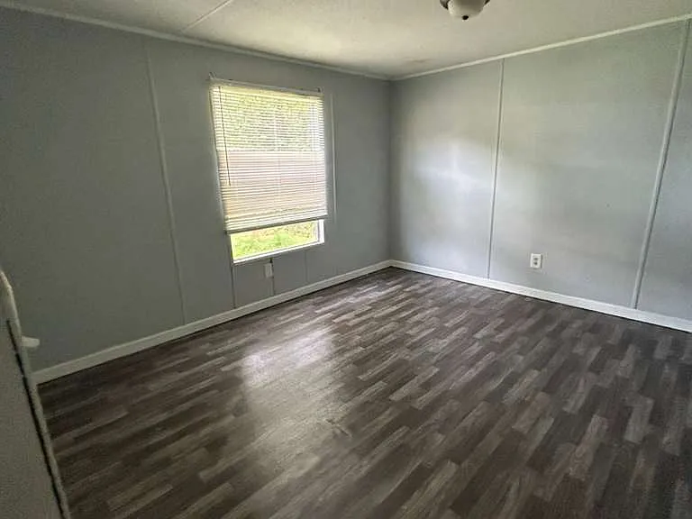 4344 Windsor Spring Rd — Photo 27