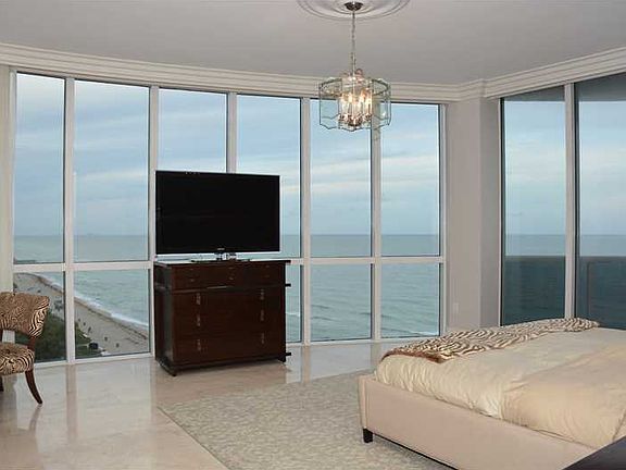 3rd image of 16001 Collins Ave Unit 1001