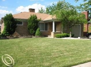 16465 Stricker Ave, Eastpointe, MI 48021