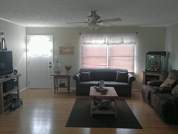 2nd image of 94 Whippoorwill Ln