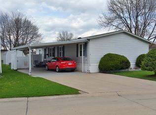 485 Drake St SW, Cedar Rapids, IA 52404
