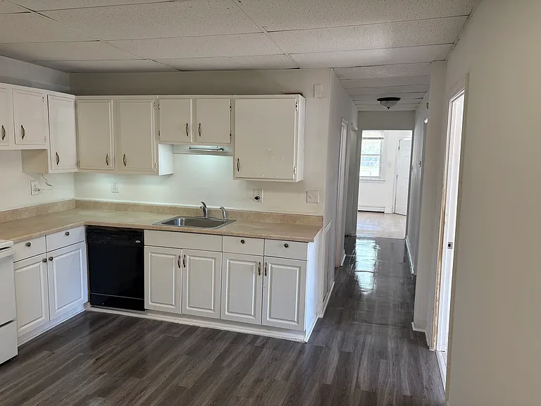 159 Cross Keys Rd #E — Photo 7