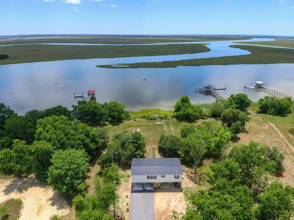 1005 Ivory Bill Ln, Mc Clellanville, SC 29458