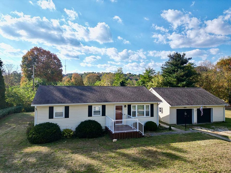 1st image of 52 Park Ln