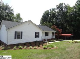 107 Roe St, Greer, SC 29651