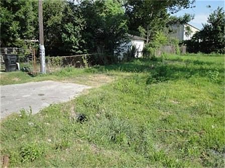 2nd image of 12930 Barcus Ln