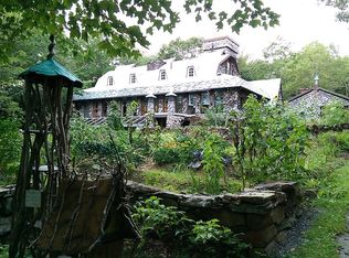 74 King Phillips Trl, Boothbay, ME 04544