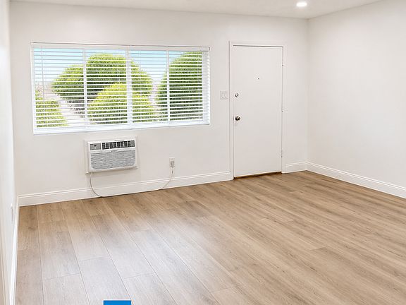 3rd image of 5739 Halbrent Ave APT 28