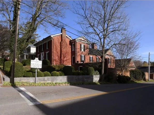 142 E Main St, Abingdon, VA 24210