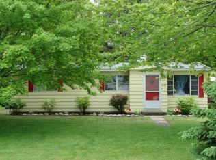 6727 W Ann St, Ludington, MI 49431