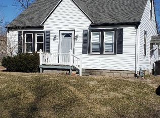 214 Berry St, Washington, IL 61571