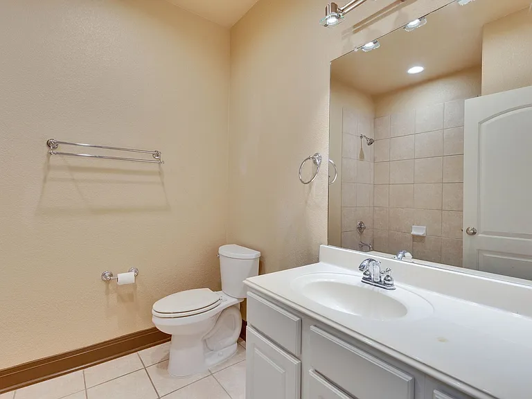 109 Aria Rdg #905 — Photo 31