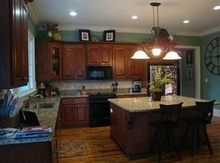 142 Quail Valley Dr, Leesburg, GA 31709