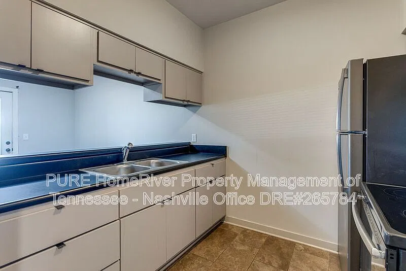 2 bed, 1.5 bath, 1156 sqft, $1,850 — Photo 3
