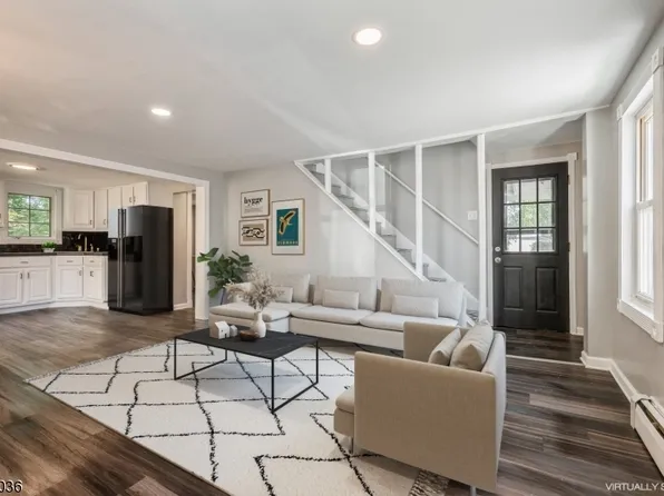 37 Vannatta St, Washington Boro, NJ 07882