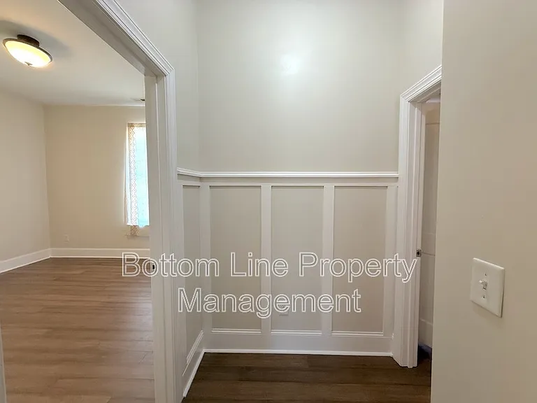 706 S Chester St — Photo 11