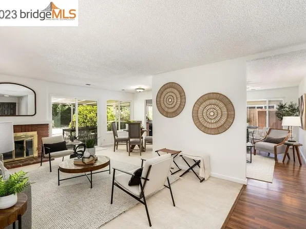 121 Dogwood Ln, Vallejo, CA 94591