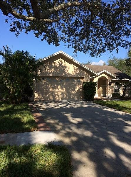 1st image of 1540 Club Dr