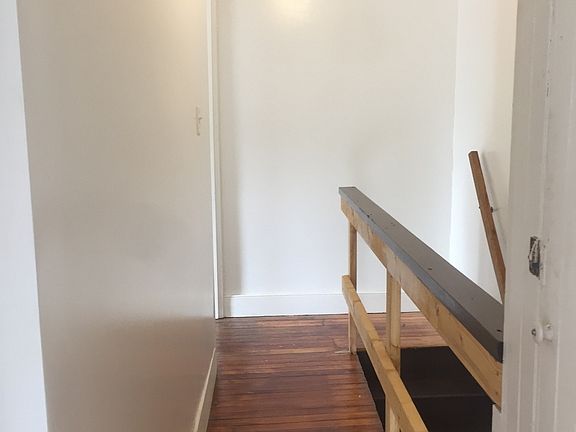 4th image of 455 Park St #2
