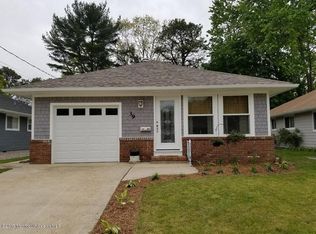 39 Mount Kilimanjaro Ln, Toms River, NJ