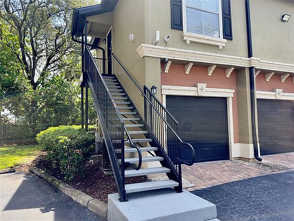 2nd image of 5967 Westgate Dr APT 1323