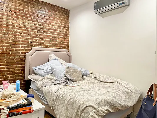 Rented by Jeffrey Mosczyc, LREB | media 15