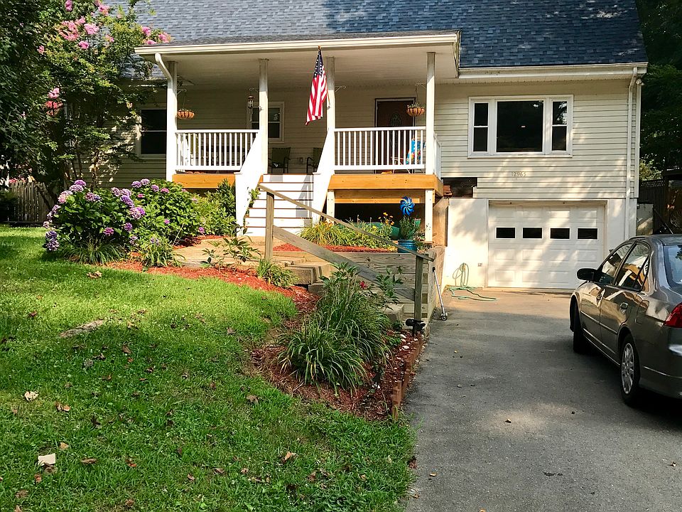 2nd image of 12965 Mohawk Dr