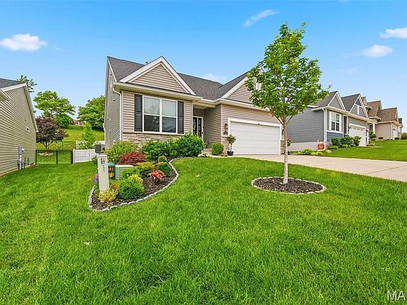 4th image of 2059 Henley Woods Dr