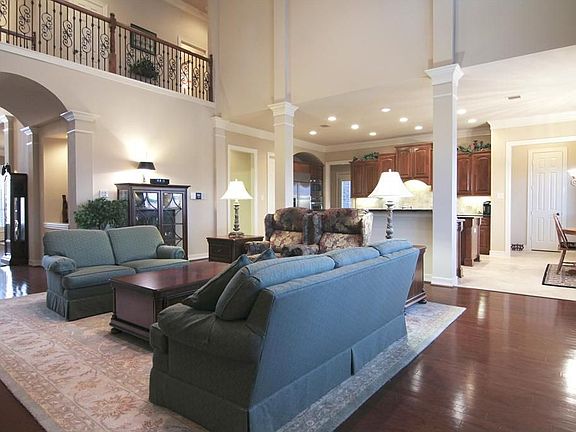5th image of 3972 Pebble Brook Dr