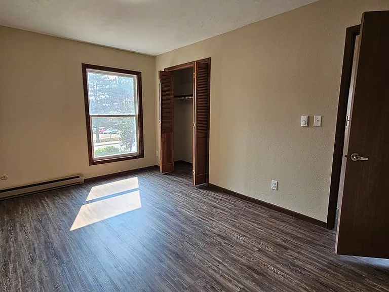 427 City Springs Ln — Photo 12