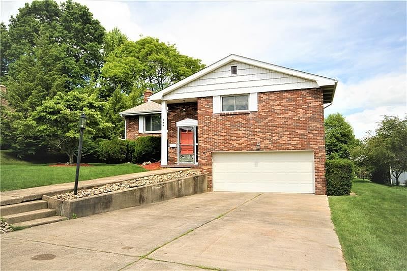 1st image of 544 Chester Dr