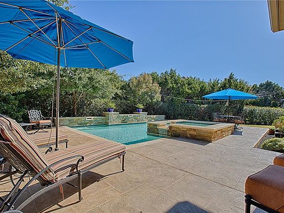 4th image of 1309 Hawks Canyon Cir