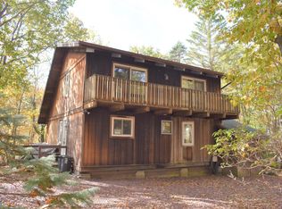 135 Skye Dr, Lake Harmony, PA 18624