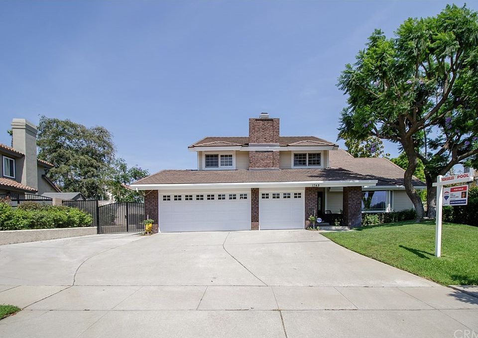 1st image of 1748 Orangewood Ave