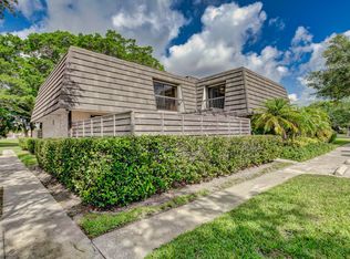 1328 13th Ter, Palm Beach Gardens, FL 33418