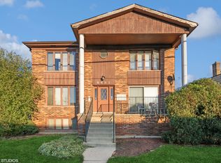 4631 Eberly Ave, Brookfield, IL 60513