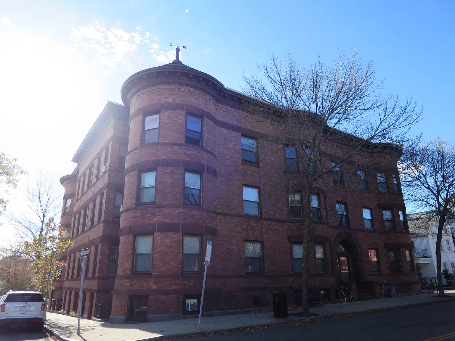 66 Highland Ave — Photo 1